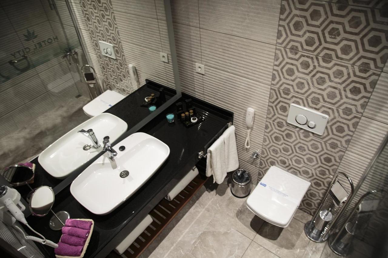 Hotel City Inegoel ภายนอก รูปภาพ